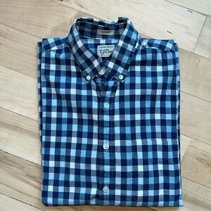 Men’s J.Crew Long Sleeve Buttton Down​